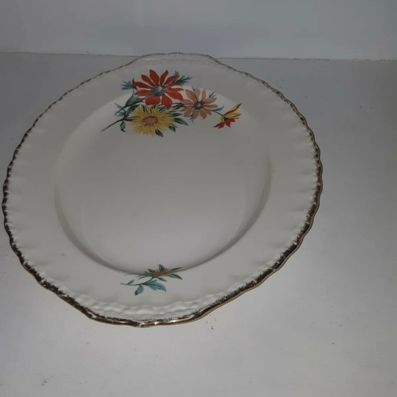 Petal Grindley Other - Vintage Cream Petal Grindley england plate  ''A''  white/cream